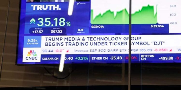 Truth Social: Trump’s social network jumps 50% on its first day on the stock market