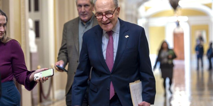 US Senate validates budget deal and avoids paralysis