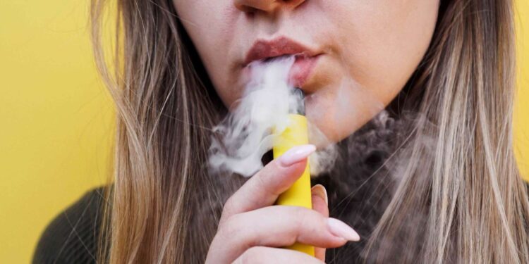 Vaping increases the risk of Covid-19 infection