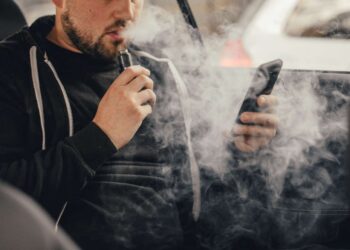 fans of electronic cigarettes should be wary!