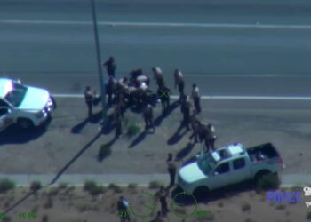 California: a teenager killed by the police charged with rescuing her