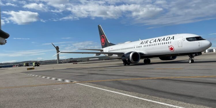 Emergency landing of an Air Canada Boeing in Idaho