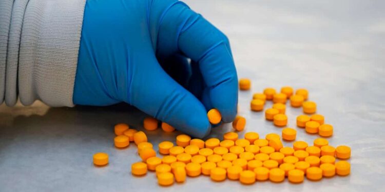 Opioid crisis: American elected officials accuse Beijing of subsidizing fentanyl production