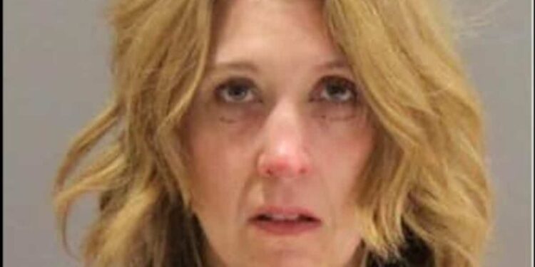 Teacher caught naked with teen in her vehicle