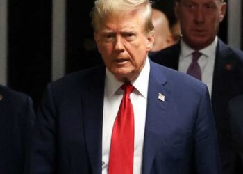 Trump trial: witness recounts scandal-hunting to protect him