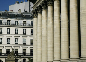 CAC40: Paris remains firm!  Meta Platforms (+0.93% to 472.6) said it will expand its suite of generative AI advertising products to offer tools capable…