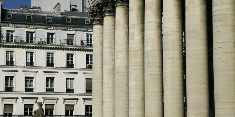 CAC40: Paris remains firm!  Meta Platforms (+0.93% to 472.6) said it will expand its suite of generative AI advertising products to offer tools capable…