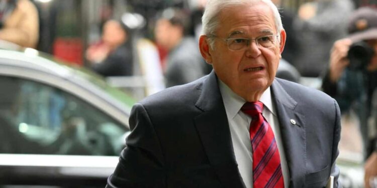 Corruption trial of US Senator Bob Menendez begins