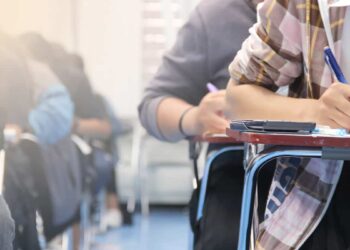 Cybercriminals target students with fake job offers