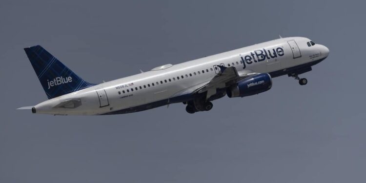 Delays and canceled flights: here are the American airlines to avoid