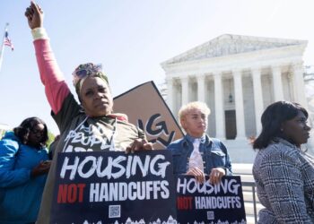 Grants Pass, a small town in Oregon at the heart of debates on homelessness in the United States