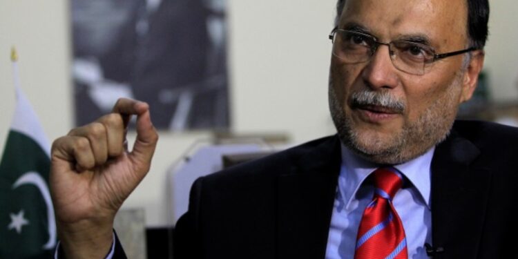 Pakistan seeks to revitalize Belt and Road projects with China Economy