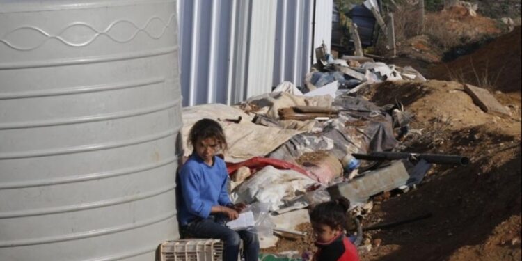 Poverty has increased threefold in Lebanon, and the IMF warns of worsening conditions  Economy