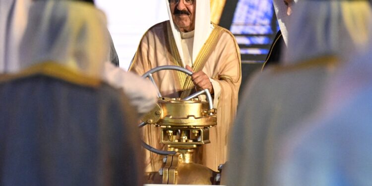 Refining capacity increases.. Kuwait fully operates Al-Zour oil refinery | Economy