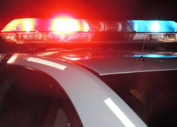 Teen sets fire to wrong house, killing family of five