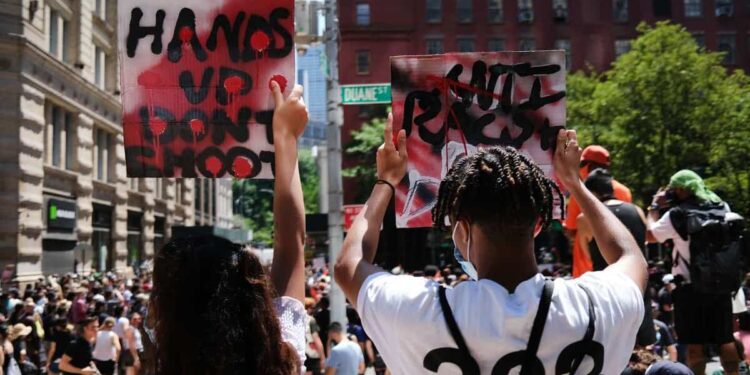 Texas governor pardons man convicted of killing anti-racism protester