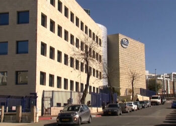 The Israeli economy continues to contract for the second quarter in a row  Economy
