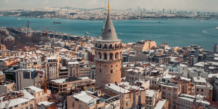 The number of tourists in Türkiye increased by 8.7% in April  Economy