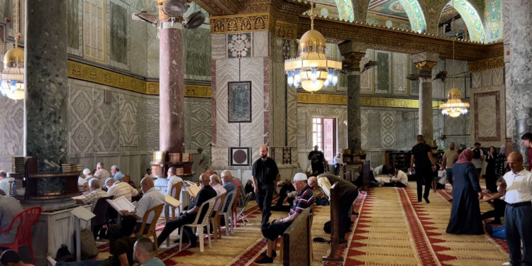 Video: Palestinians from 1948 set off to Al-Aqsa Mosque |  Policy