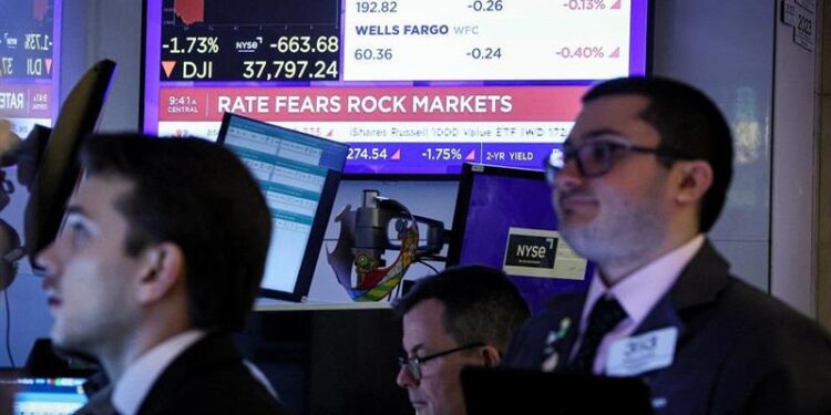 Wall Street continues its rebound, while waiting for Disney and Uber