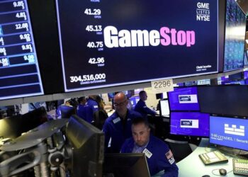 Wall Street in the green after the ‘stats’, but GameStop falls