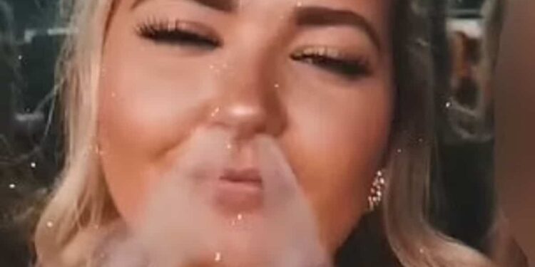 Young mother says her vape fried her lungs “like chicken wings”