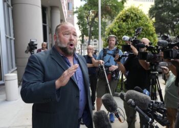 American justice authorizes the liquidation of the assets of conspiracy theorist Alex Jones