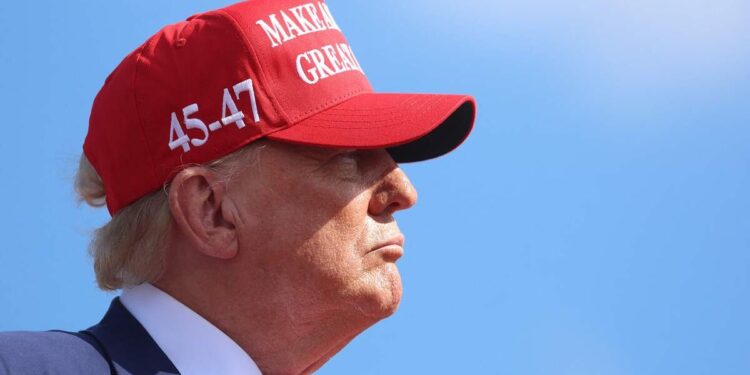 Ahead in the polls, Trump will arrive at the debate with an advantage, expert says