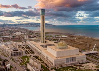 Algeria has Islamic and Roman sites, beaches, mountains and deserts that qualify it to attract tourists  Economy