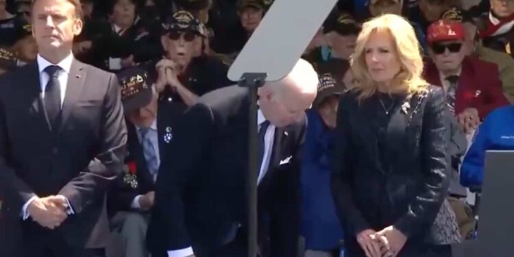 “Biden tries to sit on an invisible chair”: the president’s opponents doctor a video to make him look bad