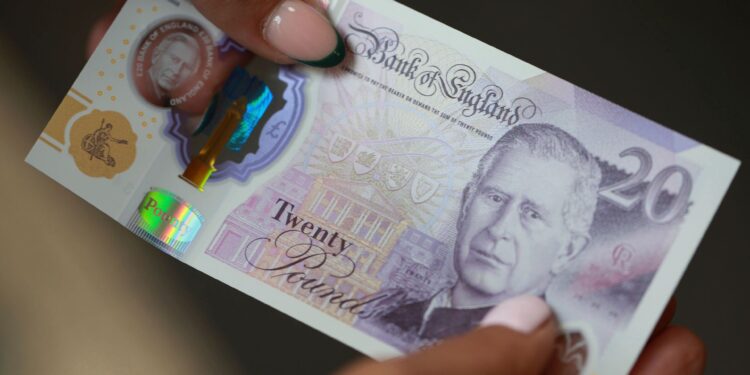 Britain’s economy stops recovering in April  Economy