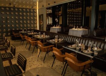 Customers under the age of 30 are not admitted to this restaurant