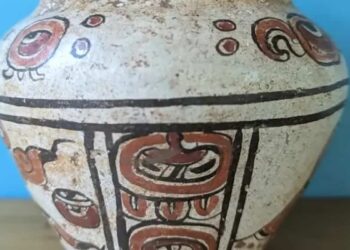 For $5, she buys a vase which is ultimately an artifact over 2000 years old.