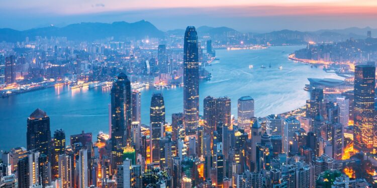 Hong Kong and Singapore top the list of most expensive cities for expatriates, and Dubai is first in the Arab world |  Economy