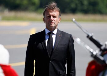 Macron’s election earthquake sparks panic in French markets  Economy