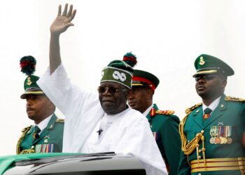 Nigerian President: Economic reforms will continue despite the difficulties  Economy