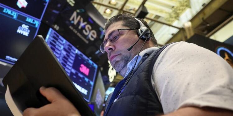 Nvidia at the top, S&P and Nasdaq timidly in the green