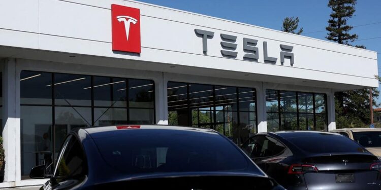 Parts that come loose: Tesla recalls its Cybertrucks again