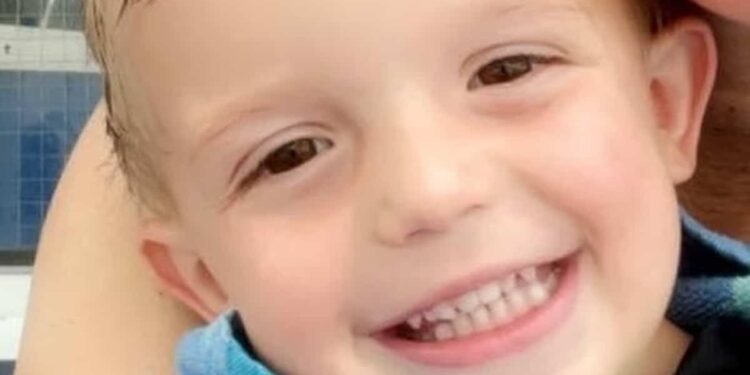 Son of rodeo star dies at age 3 after toy tractor accident