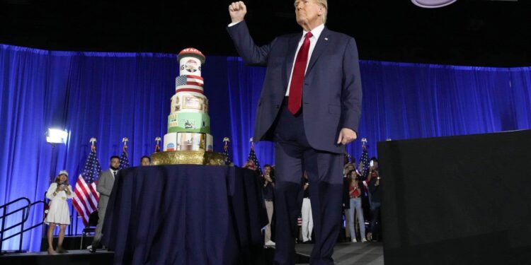 Trump celebrates his 78th birthday, also with questions about his age