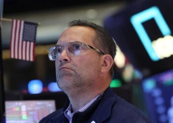 Wall Street timidly in the green, after good employment figures