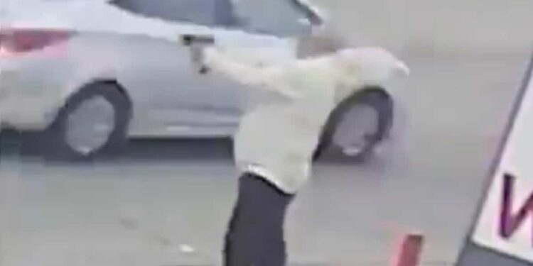 Wanton murder: Man kills father of 4 by emptying magazine into cars