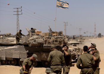 With the escalation of the financial deficit, Israel resorts to paying the salaries of its employees  Economy