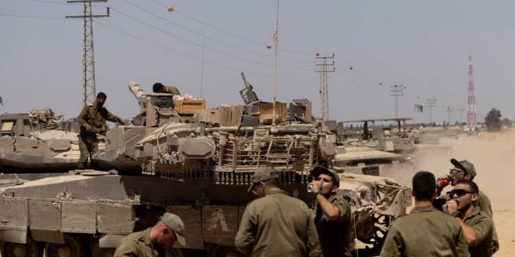 With the escalation of the financial deficit, Israel resorts to paying the salaries of its employees  Economy