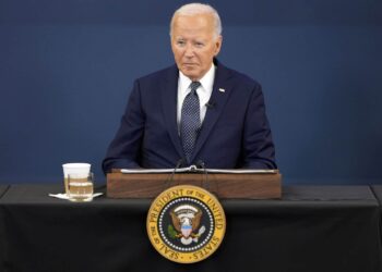As fears over Biden’s health flare, White House tries to contain the fire