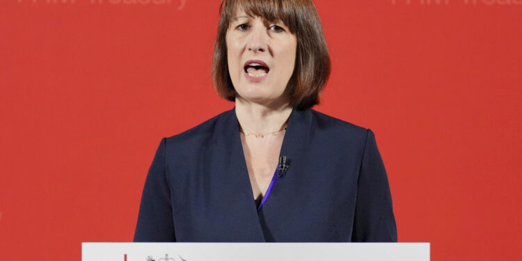 British Minister: We are facing a $28 billion budget gap | Economy