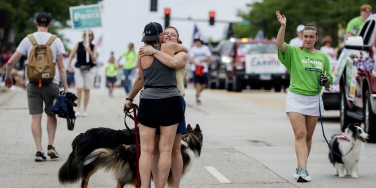 July 4 violence leaves at least 33 dead in US