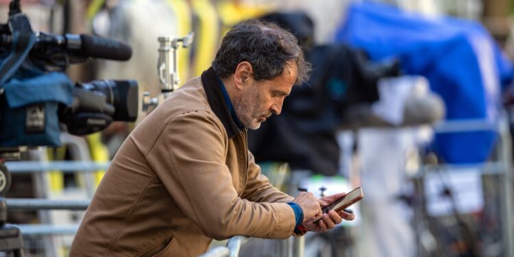 Minimum wage plan a growing concern for Bank of England and businesses | Economy