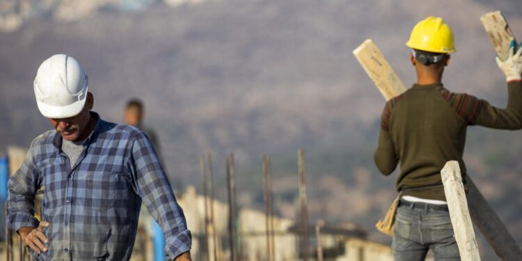 Palestinian labor ban after Al-Aqsa flood threatens Israeli construction sector with collapse | Politics