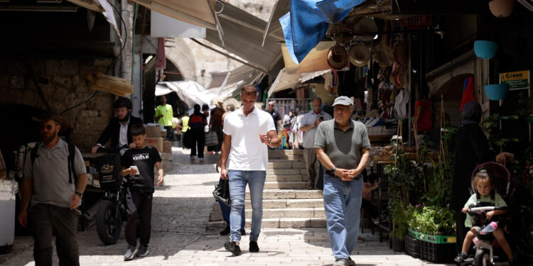 Secretary of the Jerusalem Chamber of Commerce and Industry to Al Jazeera Net: The city is economically stricken | Economy